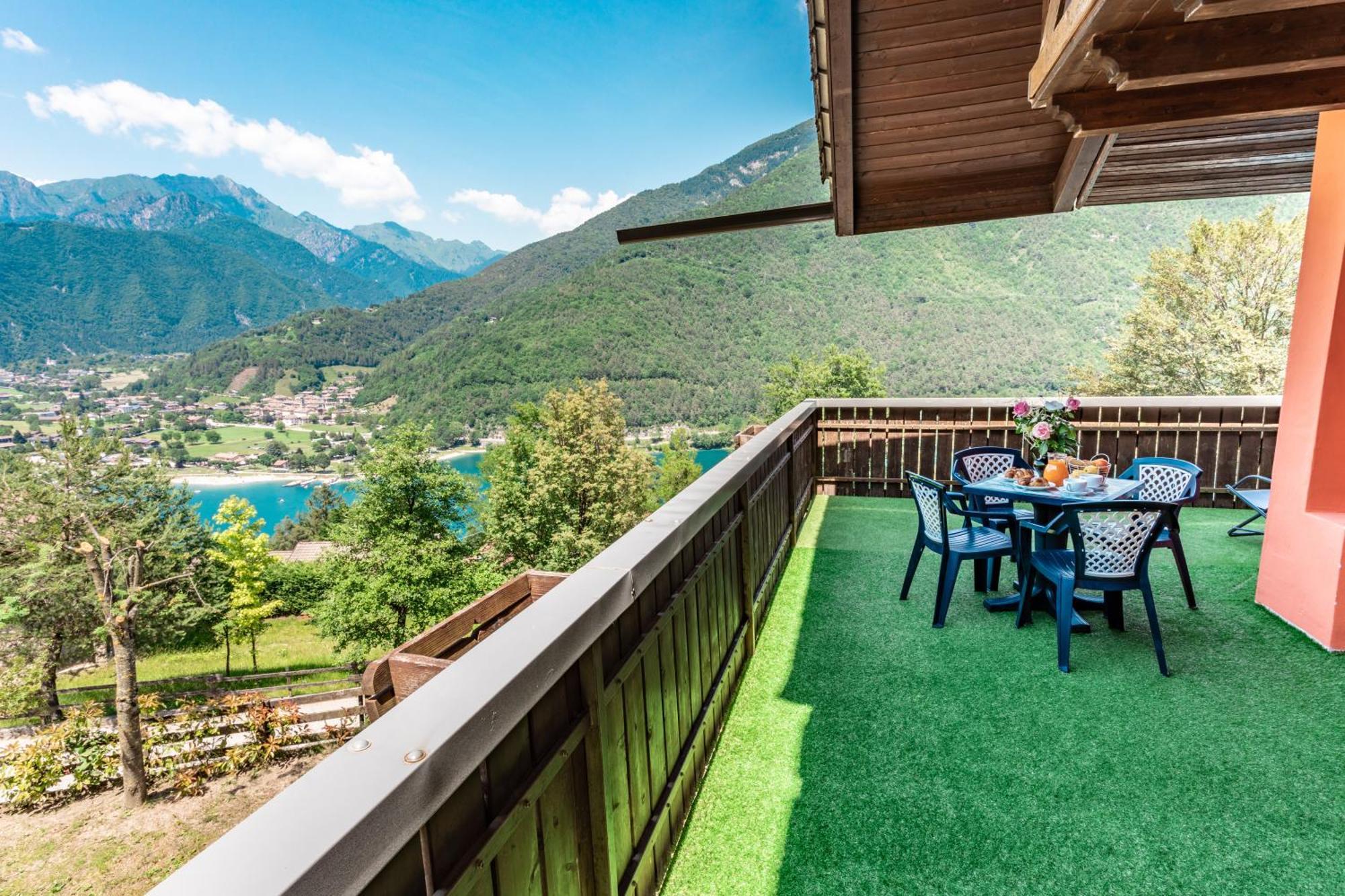 Le Terrazze Sul Lago - Ledro House Pieve Di Ledro Pokój zdjęcie